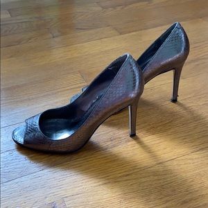 Enzo Angiolini 4.5 Silver Peep Toe Heel